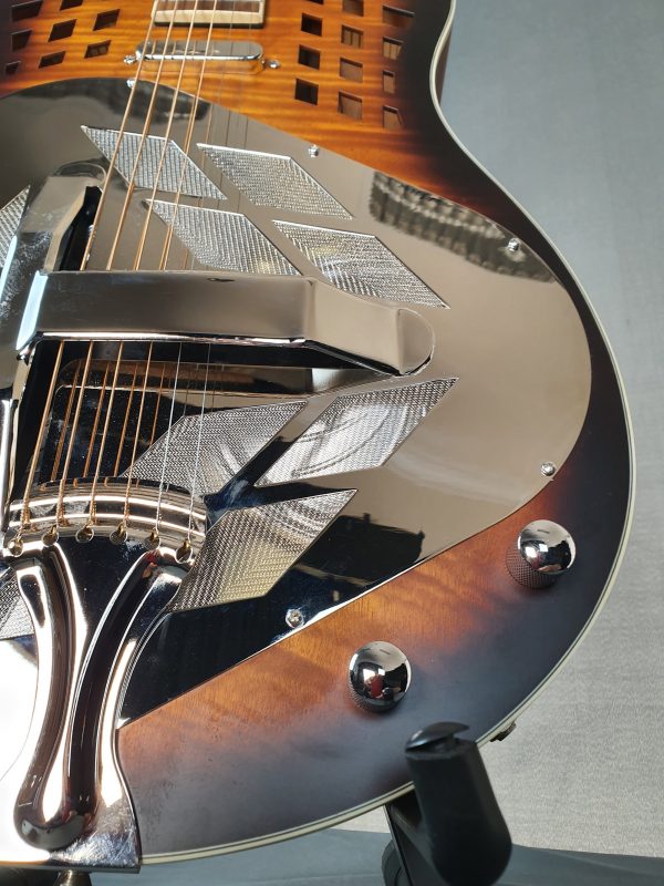 Bourbon Street Bsr 3c W Resonator Guitar Controls