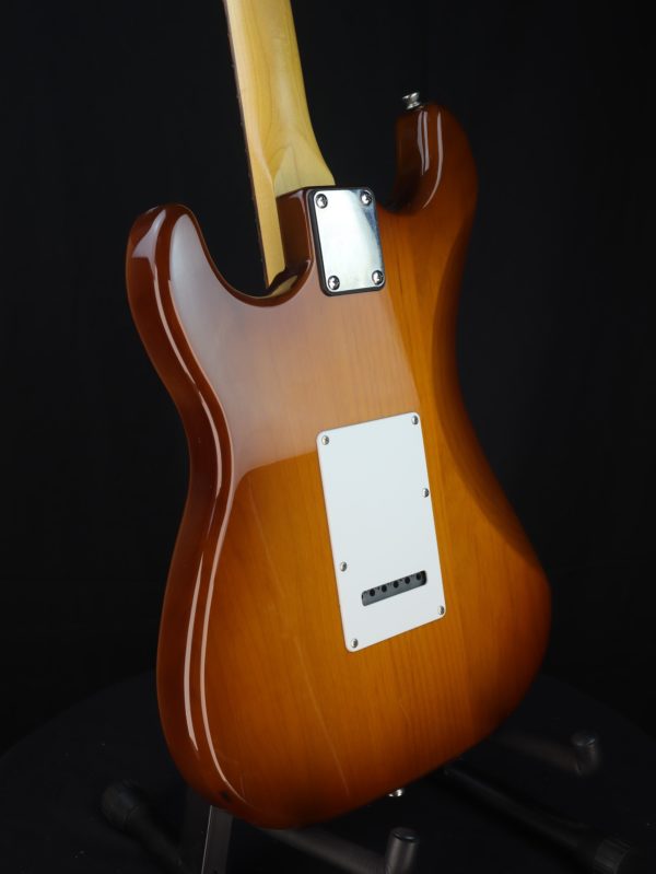 gladiator strat tobacco sunburst (3)