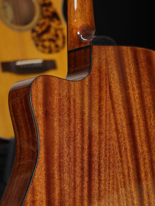 blueridge br 140ce guitar mahogany back