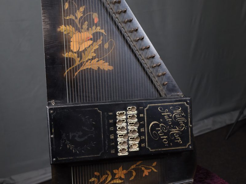 autoharp by mullers historical multi key german made