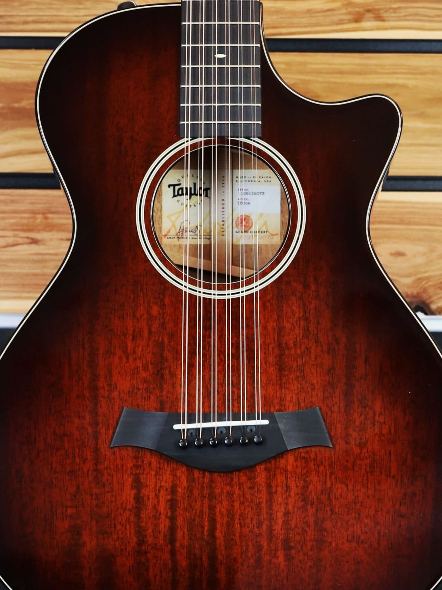 taylor 562ce guitar v bracing