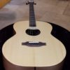 ashbury r tg tenor guitar on table