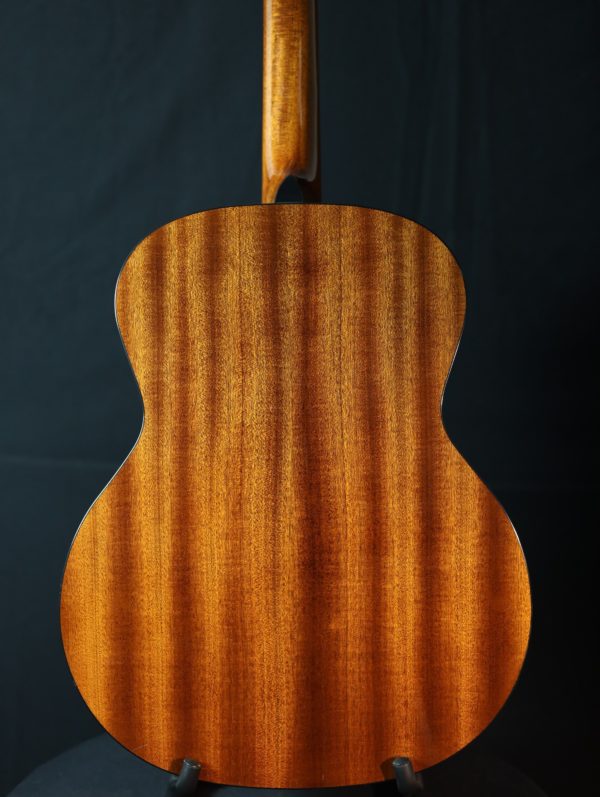 blueridge br 140 12 guitar mahogany back