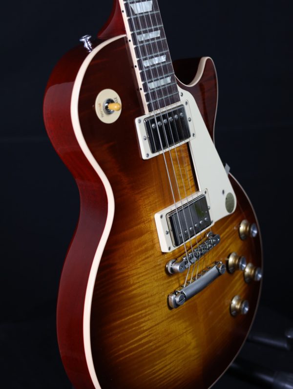 gibson les paul standard guitar front side view