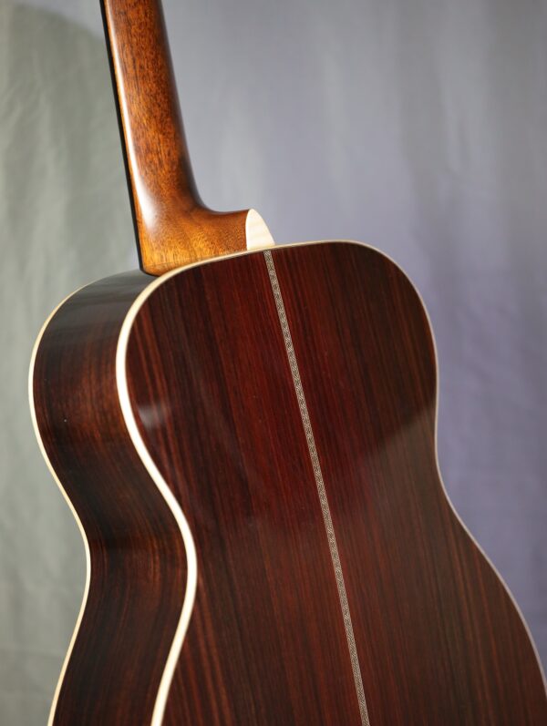 martin om 28 modern deluxe guitar (2)