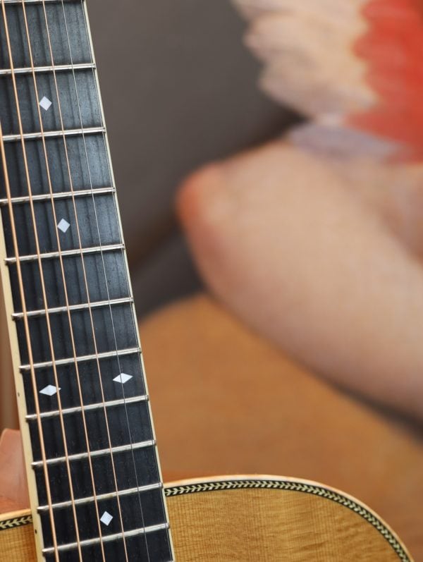 larrivee om 50e guitar ebony fingerboard