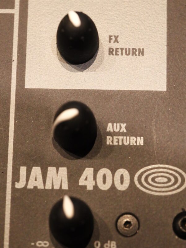 schertler jam 400 acoustic amp (5)