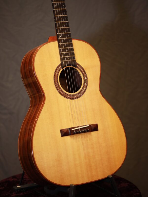 jack spira 000 12 fret guitar #254 side