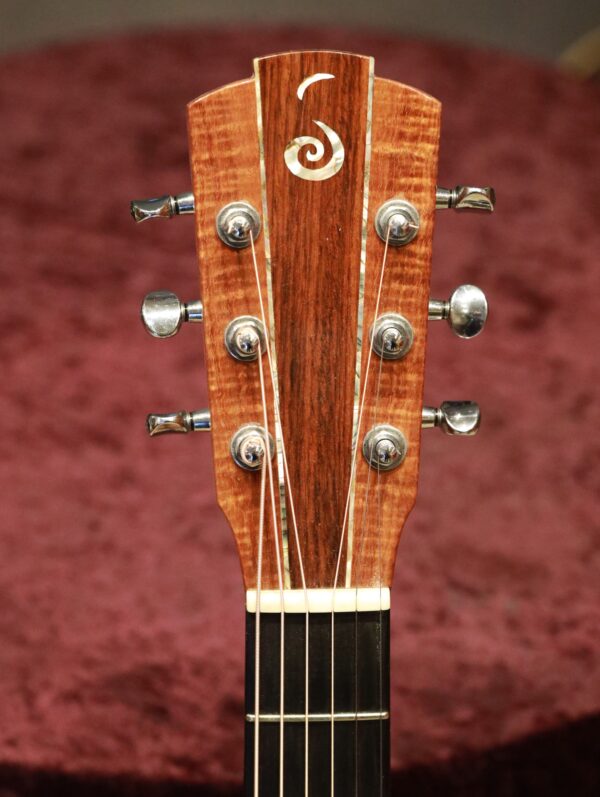 jack spira small body guitar headstock
