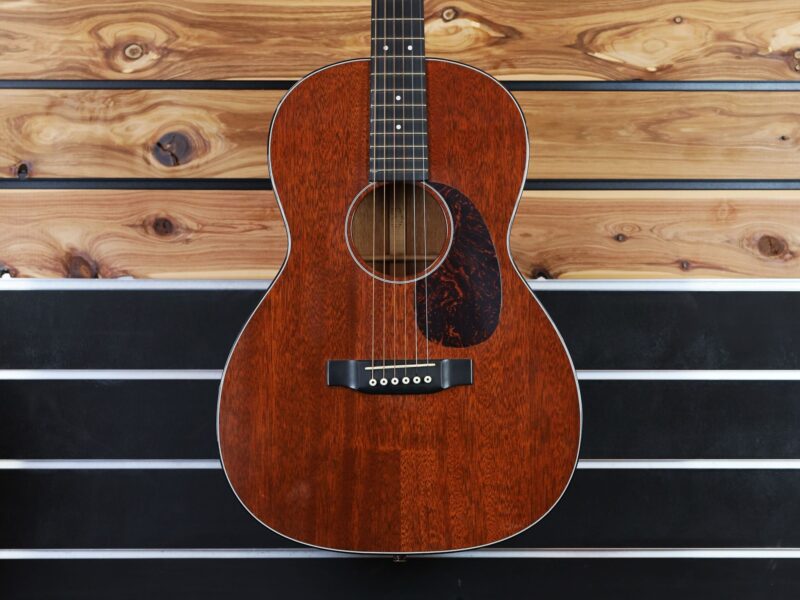 martin 000 17s guitar 1974