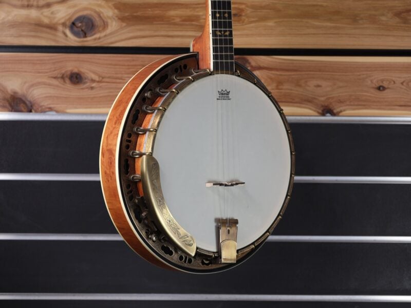 barnes and mullins troubadour banjo