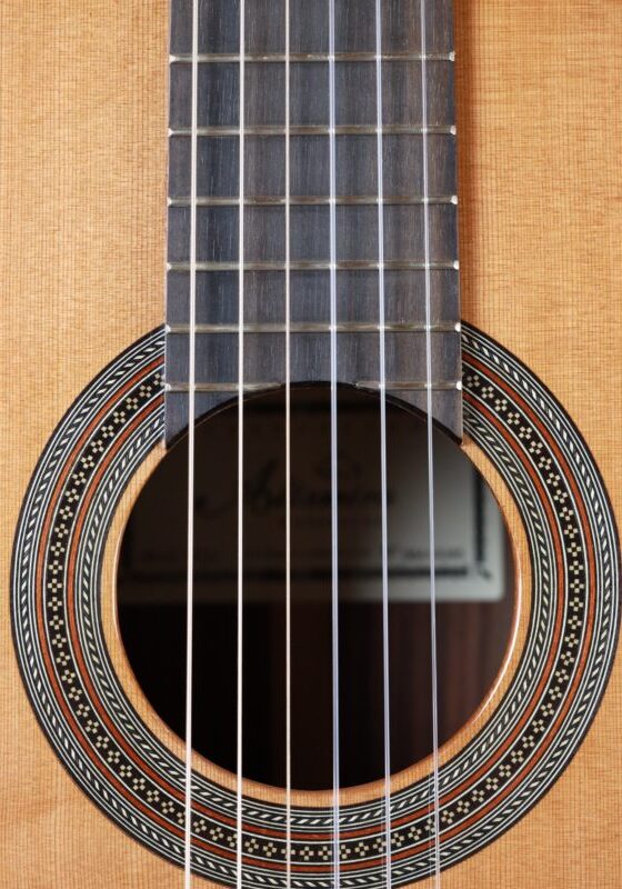 altamira n500 classical guitar (1)